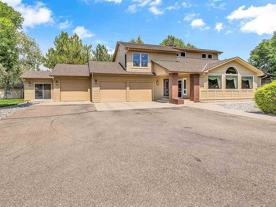 1st image of 709 Canyon Creek Dr