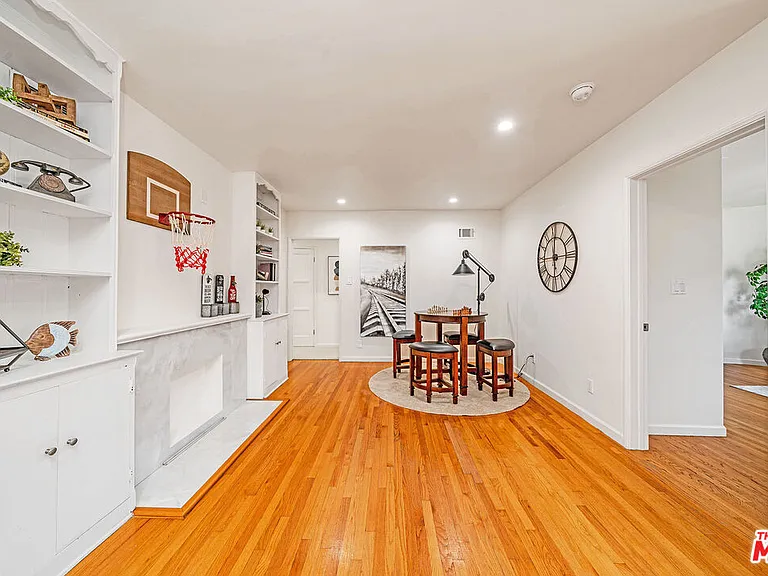 820 Alandele Ave — Photo 12