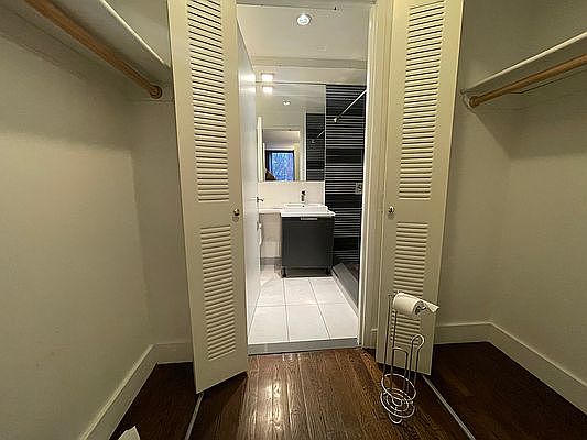 5th image of 166 E 117th St #2C