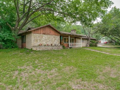 921 Circle Ln, Bedford, TX, 76022