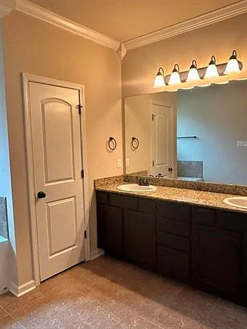 208 Knoll Pine Cir — Photo 15
