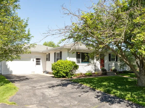 2616 Beech Dr, Columbus, IN 47203