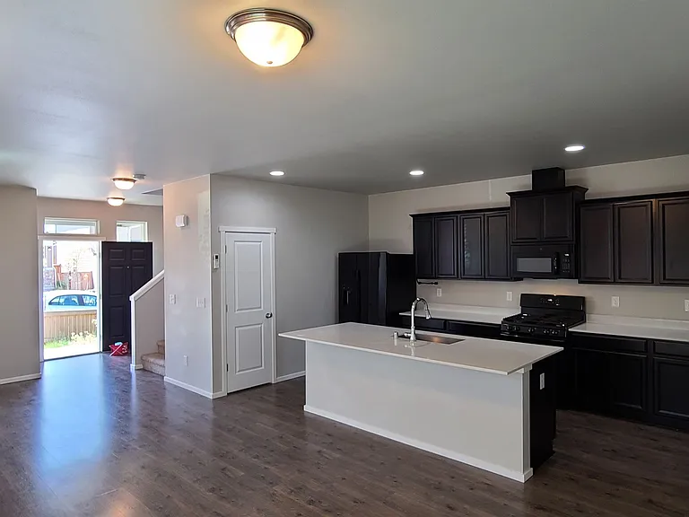 8709 56th St NE — Photo 6