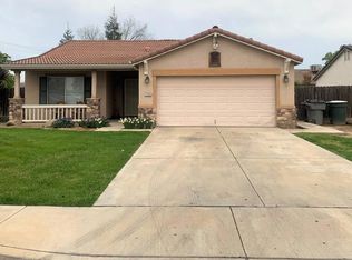 2702 S Kennedy St, Visalia, CA 93292