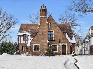 3232 Warrington Rd, Shaker Heights, OH 44120