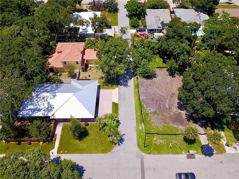 1st image of 1635 S School