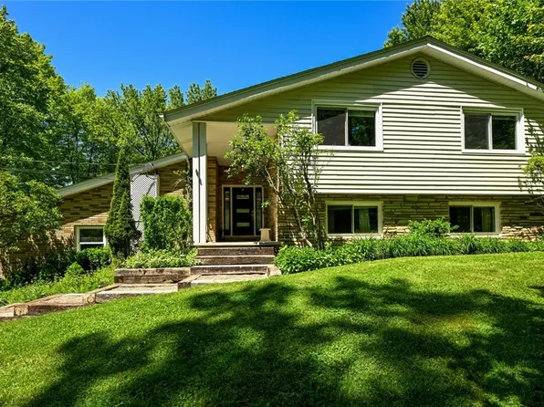 3136 Roberts Dr, Richfield, OH 44286