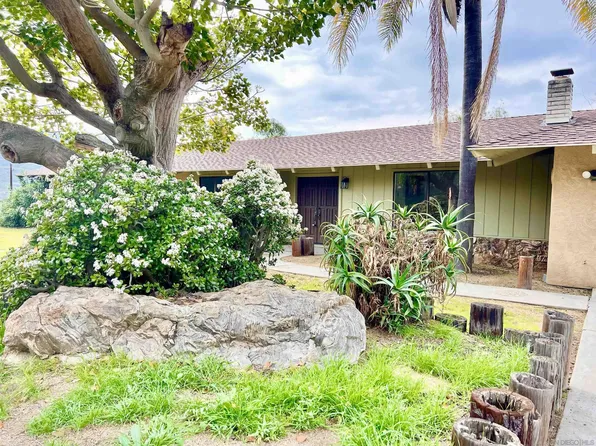 10361 Old Castle Rd, Valley Center, CA 92082