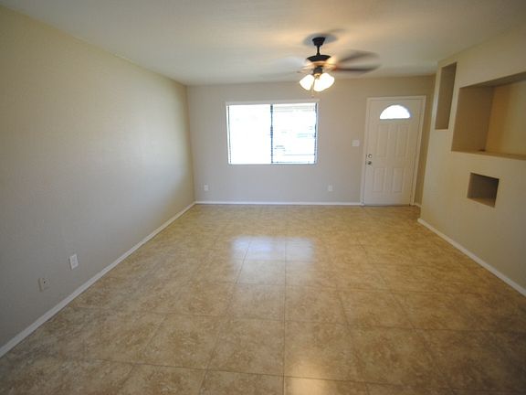 3rd image of 3301 W Palmaire Ave