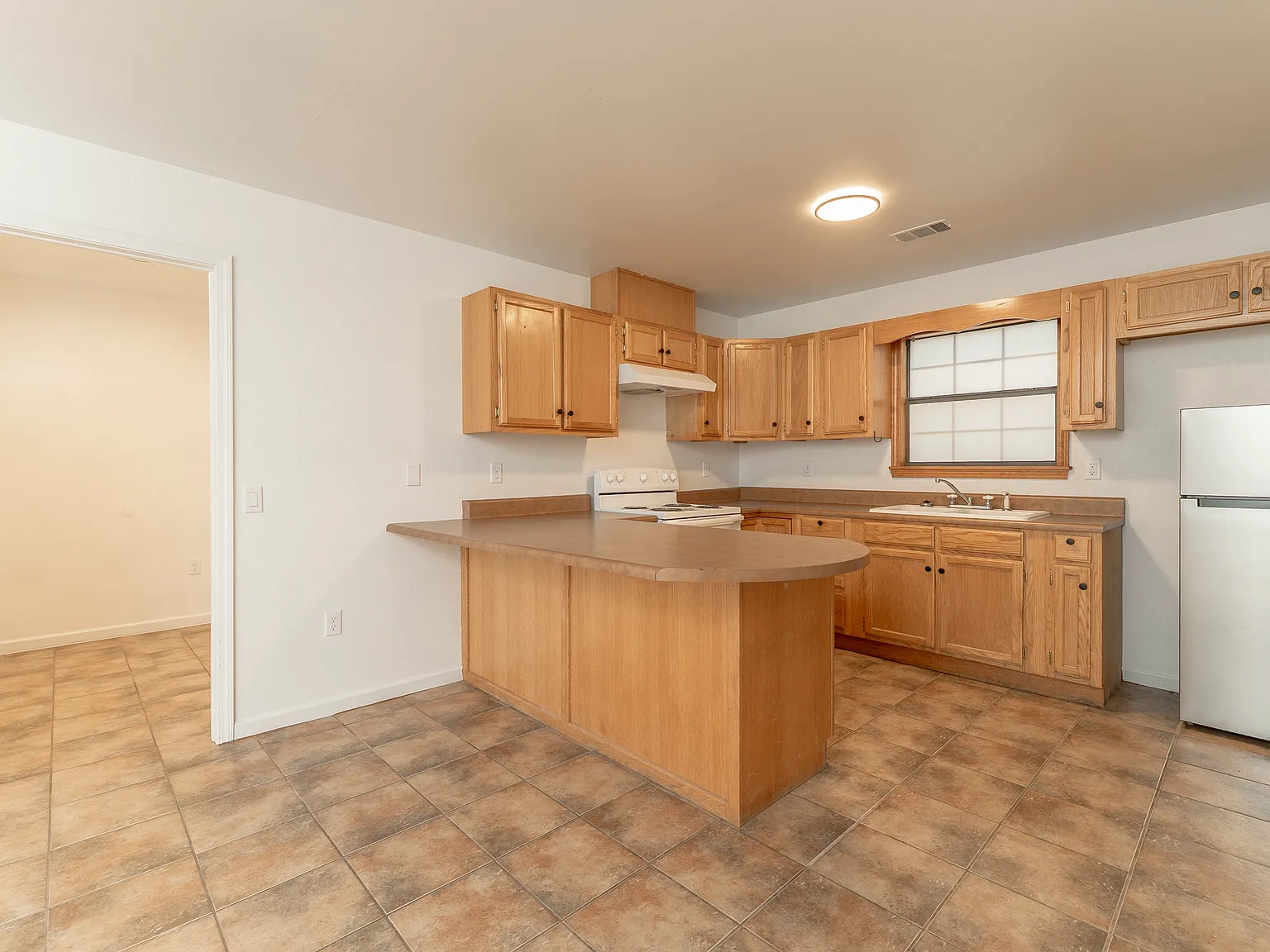 1 bed, 600 sqft, $900 — Photo 4