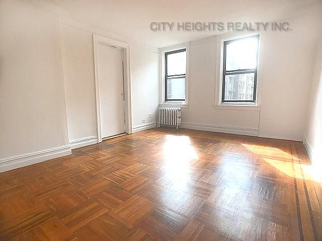 1st image of 125 1st Ave APT 3