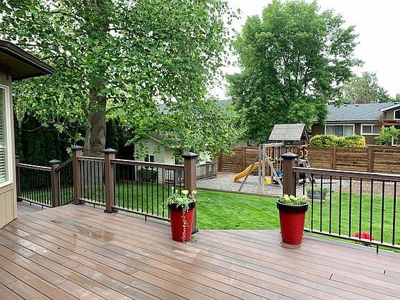 3rd image of 1202 Southview Dr