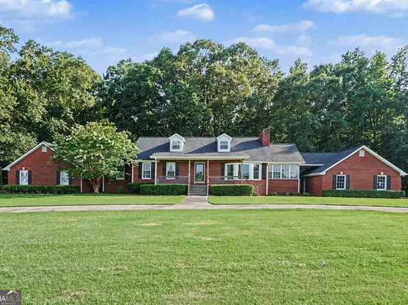 585 P J East Rd, Covington, GA 30014