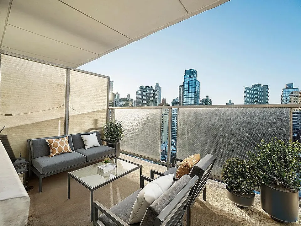 1385 York Ave #17D