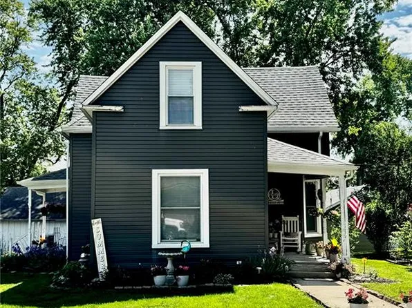 420 Eastern Ave, Greenville, IL 62246