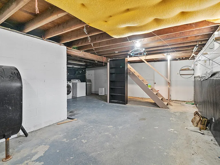57 School Rd — Photo 28