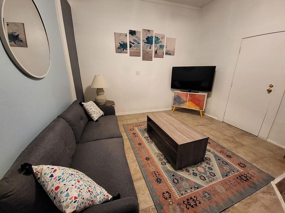 1st image of 1514 Fruit Ave NW #1514