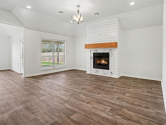 3rd image of 11104 SW 32nd St