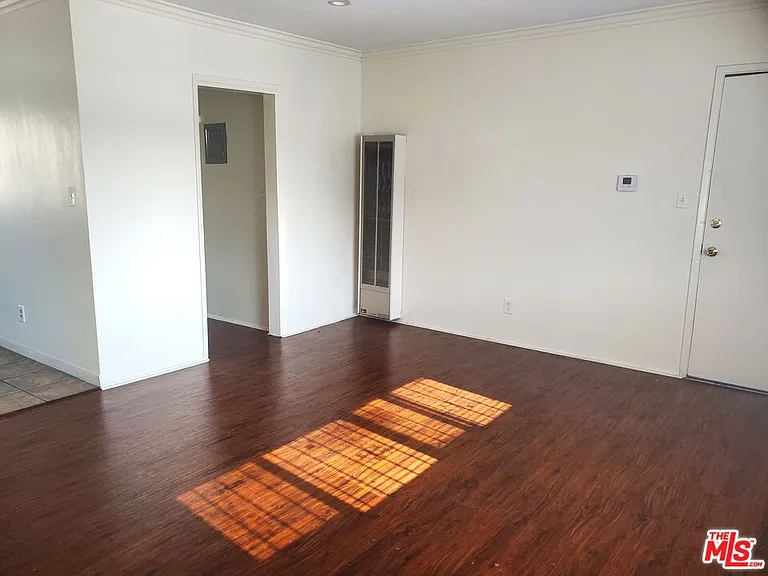 1059 S Norton Ave #10 — Photo 9
