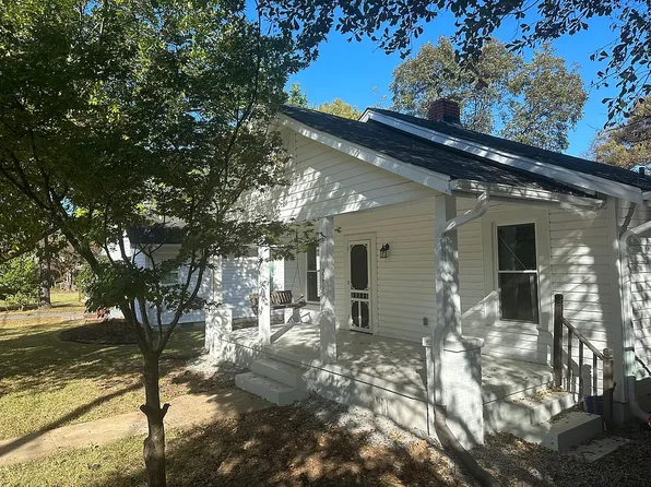 2216 22nd St, Northport, AL 35476