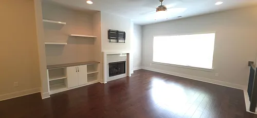 3801 Oxford Cir Photo 1
