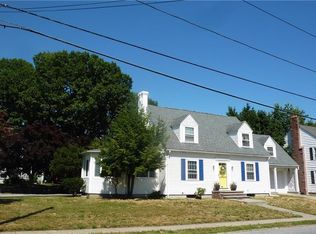 79 Preston Dr, Cranston, RI 02910