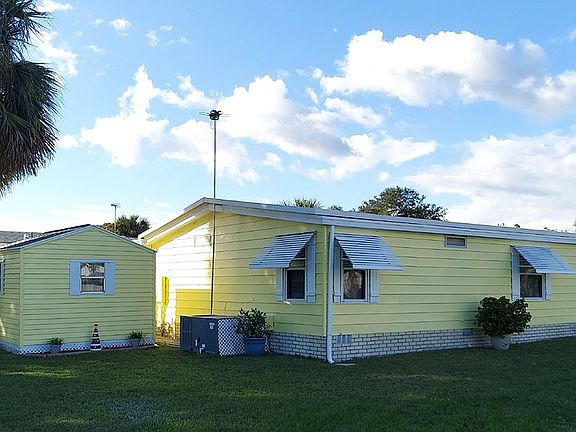 4th image of 2481 Lakeside Dr