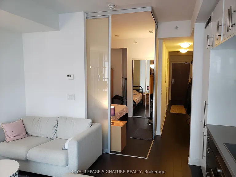 8 Mercer St #1504 — Photo 23