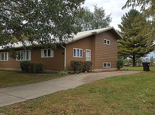 607 Heath Dr, Rantoul, IL 61866