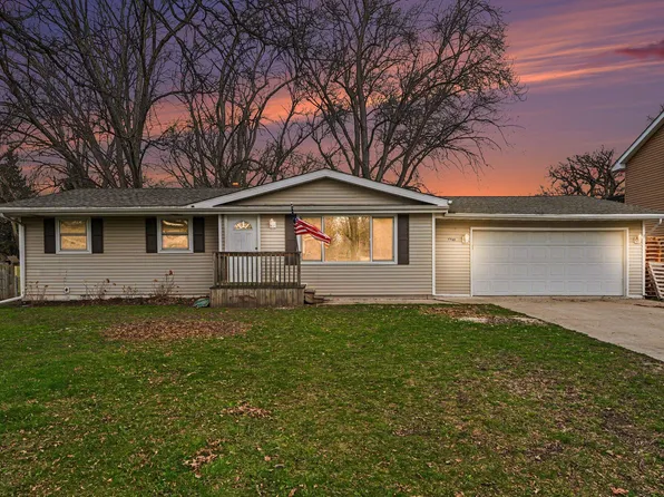 7700 W 85th Ave, Crown Point, IN 46307