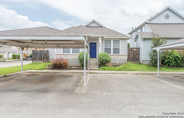 1st image of 2434 Crown Holw