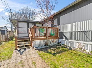 339 Woodland Dr, Murrells Inlet, SC 29576