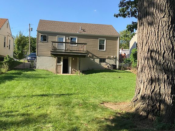 2nd image of 7538 Flora Ave