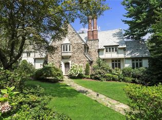 25 Rectory Ln, Scarsdale, NY 10583