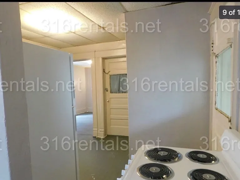 316 S Taylor — Photo 17