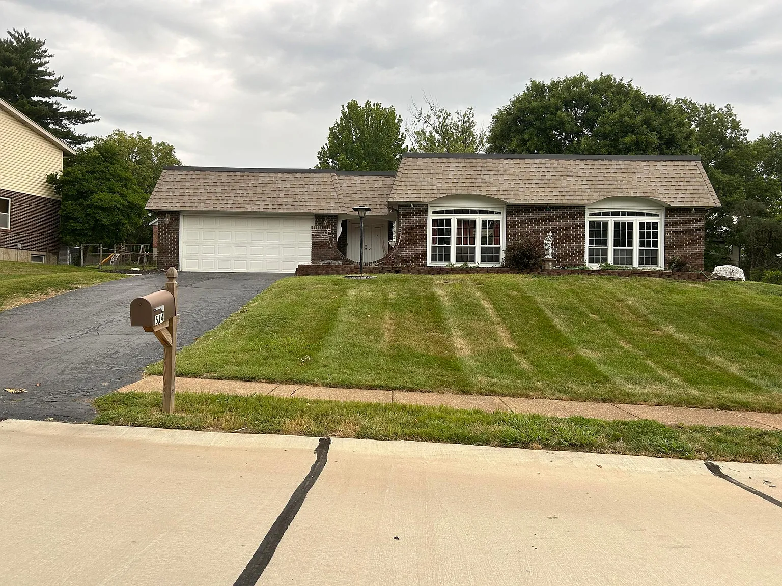 514 Lalor Dr photo 1