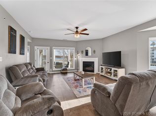 398 Regatta Bay Dr Unit 1A, Lake Ozark, MO 65049