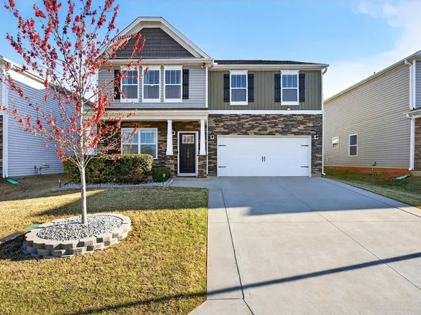 102 Preservation Dr, Greer, SC 29650