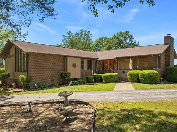 102 Tollgate Ct, Simpsonville, SC 29681