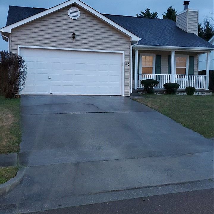 1st image of 112 Forest Glen Dr