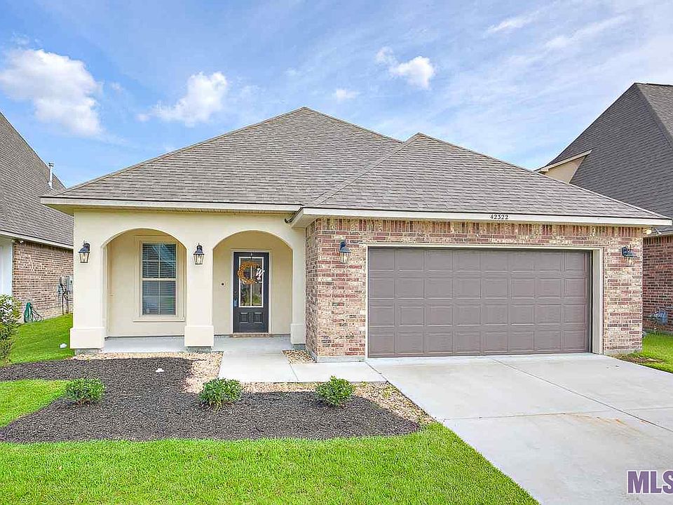 1st image of 42322 Lakestone Dr