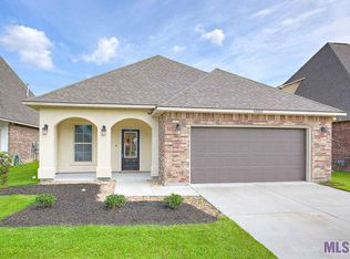 42322 Lakestone Dr, Prairieville, LA 70769