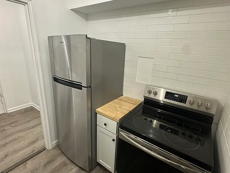 11820 Edgewater Dr #222 — Photo 11