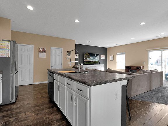 5th image of 2940 Sussex Place Dr
