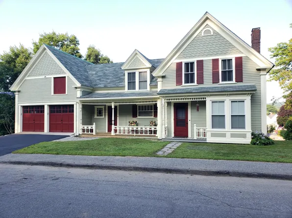 24 High Street, Livermore Falls, ME 04254
