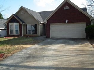 425 Sunnyside Dr, Lawrenceville, GA 30044