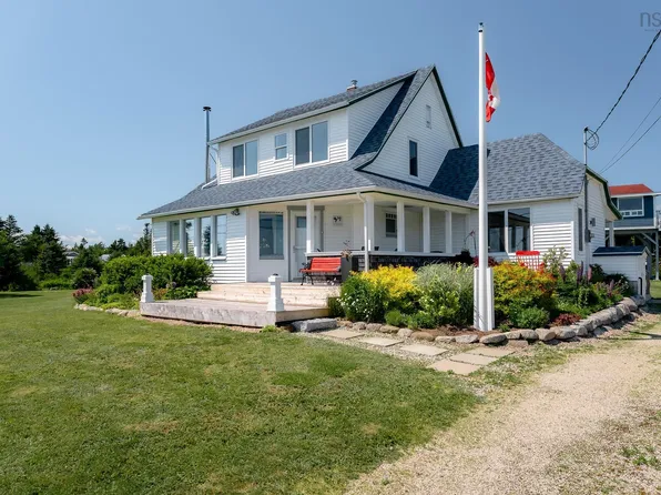 5264 & 5266 Highway 329, Blandford, NS B0J 1T0