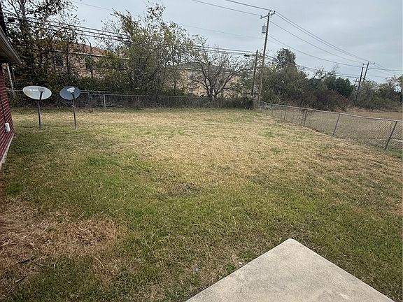 2nd image of 503 Angus Cir