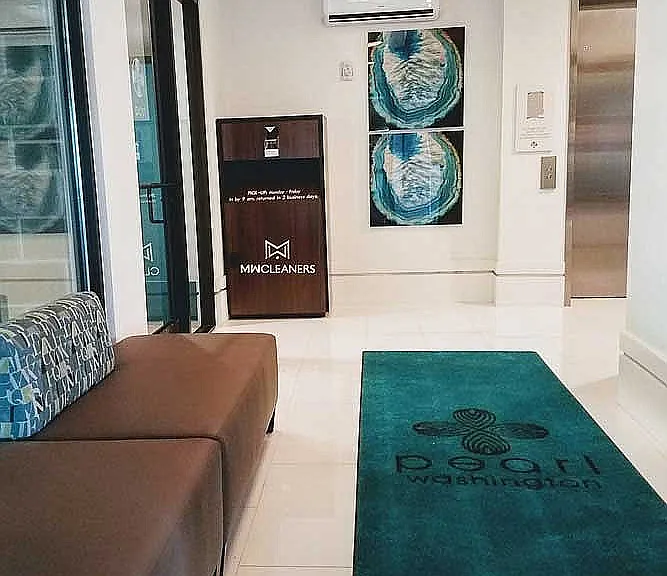 PearlWashington_valet-1