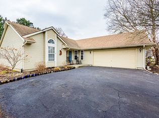 1626 Timber Lane Dr, Montgomery, IL 60538